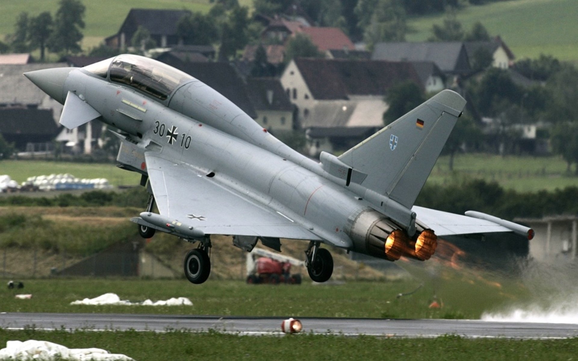 -华沙主场胜球，险些保级形势一喜一愁，华沙足球