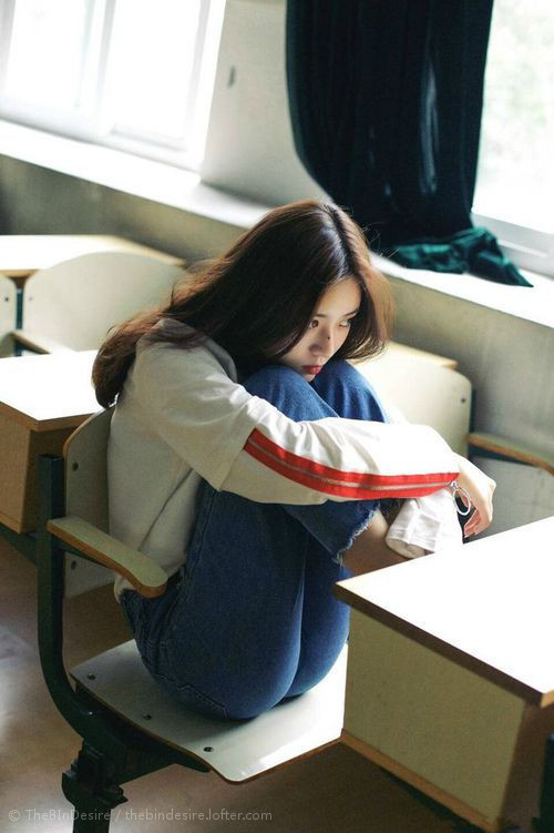 JIU YOU GAME-马赛注重传球节奏控制中场主导权，马赛传奇球员